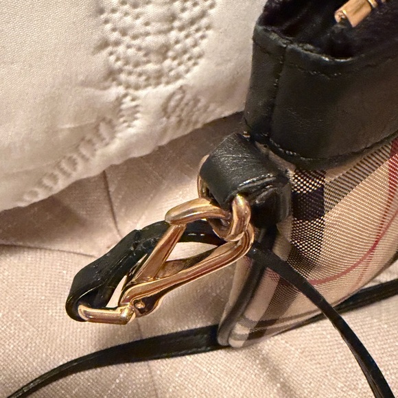 Authentic Burberry Crossbody Bag - Picture 2 of 6